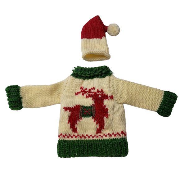 Christmas Sweater and Hat for Bottle of Wine (or drink of choice ; ) - Picture 1 of 3